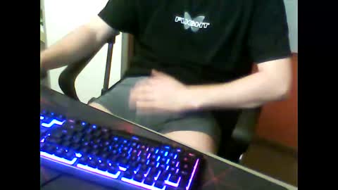 Snapshot of meks5544 chatting on February 2025 04:56:02 PM meks5544 online show from February 2025 04:56:02 PM