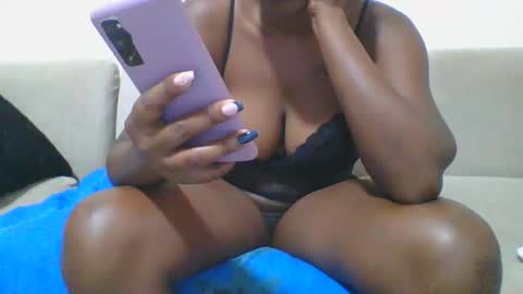 Snapshot of mel_candi94 chatting on March 2025 07:37:02 AM pretty online show from March 2025 07:37:02 AM