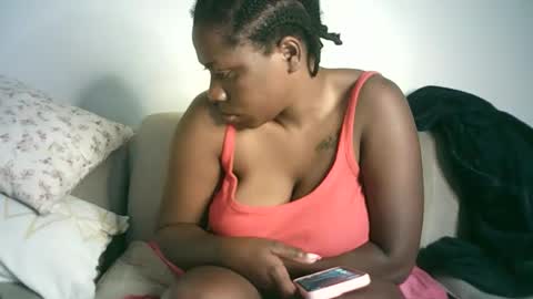 Snapshot of mel_candi94 chatting on September 2025 02:24:02 AM pretty online show from September 2025 02:24:02 AM