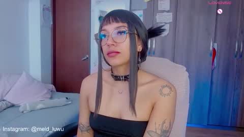 Melissa  -  -  Please help me to reach 100 thumbs up online show from February 2026 07:56:02 PM