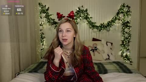 Snapshot of mel_nelson chatting on December 2024 09:48:02 AM Mel online show from December 2024 09:48:02 AM