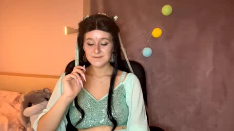 Gera online show from October 2025 07:35:02 PM