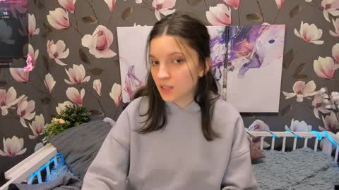 Snapshot of melanie_grant chatting on December 2024 03:00:02 PM Melanie online show from December 2024 03:00:02 PM