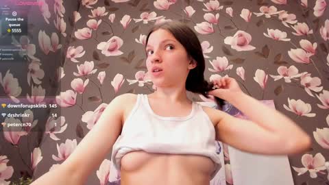 Snapshot of melanie_grant chatting on January 2025 03:04:02 PM Melanie online show from January 2025 03:04:02 PM