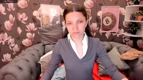 Snapshot of melanie_grant chatting on June 2026 08:19:01 AM Melanie online show from June 2026 08:19:01 AM