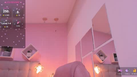 Snapshot of melanie_hh chatting on November 2025 04:00:01 AM Melanie online show from November 2025 04:00:01 AM