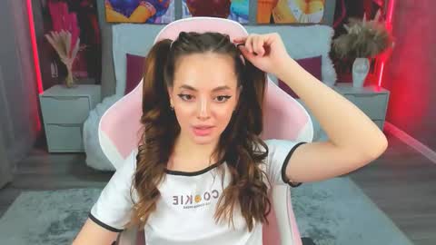 Snapshot of melaniealves chatting on February 2026 06:33:02 PM MelanieAlves online show from February 2026 06:33:02 PM