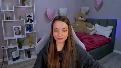 MelanieAlves online show from March 2026 02:21:02 PM