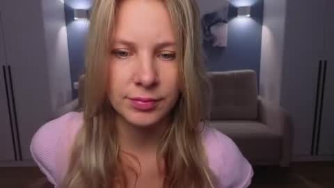 Snapshot of melaniebennett chatting on July 2026 07:34:02 AM Melanie Bennett online show from July 2026 07:34:02 AM