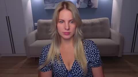 Snapshot of melaniebennett chatting on August 2026 09:19:02 AM Melanie Bennett online show from August 2026 09:19:02 AM
