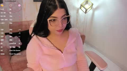 Snapshot of melaniegrayx chatting on February 2025 02:48:01 PM melaniegrayx online show from February 2025 02:48:01 PM