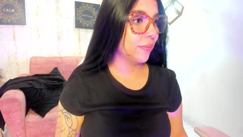 Snapshot of melaniegrayx chatting on March 2025 07:11:02 PM melaniegrayx online show from March 2025 07:11:02 PM