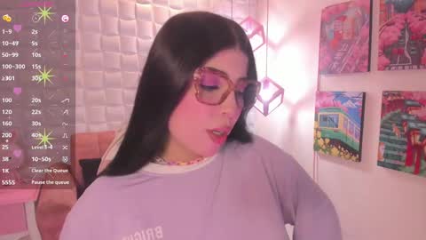 Snapshot of melaniegrayx chatting on November 2025 02:38:02 PM melaniegrayx online show from November 2025 02:38:02 PM
