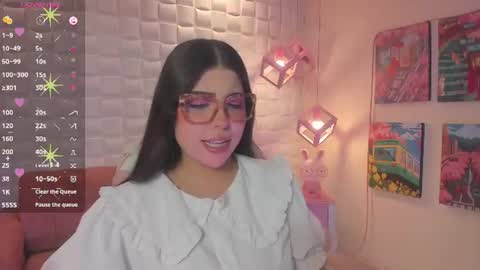 melaniegrayx online show from July 2026 02:07:02 PM