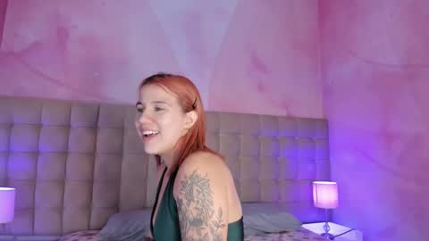 Melanie Roux online show from March 2026 08:03:01 PM