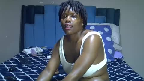 Snapshot of melanin_moon chatting on July 2026 11:58:01 AM Moon online show from July 2026 11:58:01 AM