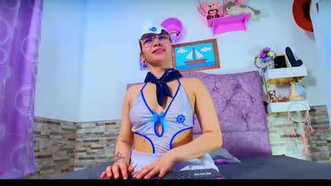 Melanny taylor online show from December 2025 11:35:01 PM