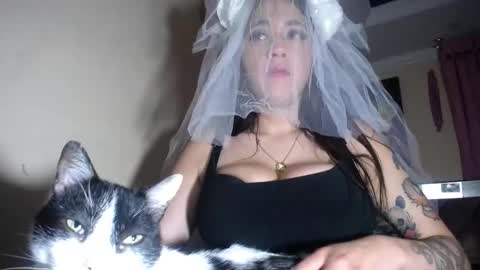 Snapshot of melany_isabella chatting on November 2025 04:13:02 AM melany online show from November 2025 04:13:02 AM