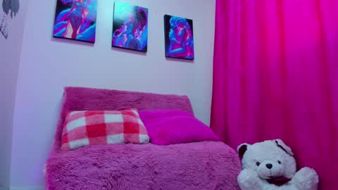 melhiza online show from December 2024 12:55:02 PM