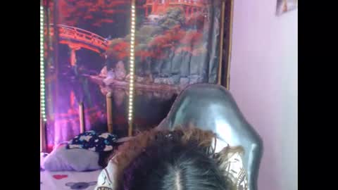 melhiza online show from December 2024 11:31:02 PM