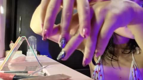 Snapshot of melifresita chatting on September 2025 08:35:02 PM melifresita online show from September 2025 08:35:02 PM