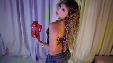 MelinaSmith  online show from May 2026 01:56:01 AM