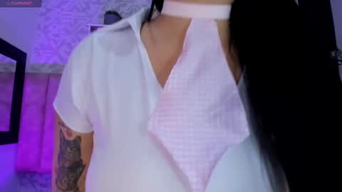 Mel online show from October 2025 04:57:02 AM