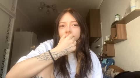 Misa online show from May 2026 02:07:02 AM