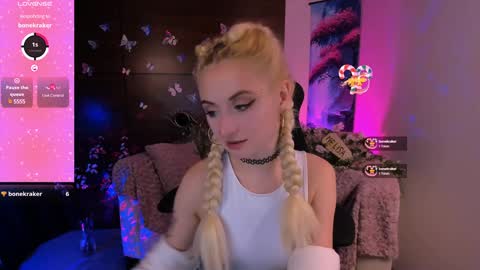Melisa online show from February 2025 09:39:02 PM