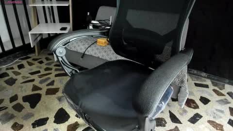 Melissa online show from October 2025 01:59:02 PM