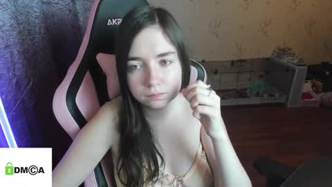 melisanilson online show from December 2025 10:19:01 PM