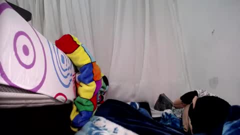 melishanton online show from February 2025 03:57:02 AM