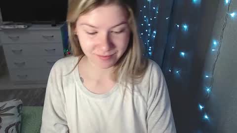 Snapshot of melissa__ray chatting on January 2025 02:18:01 AM Melissa Ray online show from January 2025 02:18:01 AM