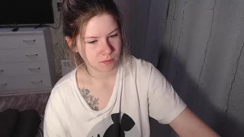 Snapshot of melissa__ray chatting on January 2025 02:15:01 AM Melissa Ray online show from January 2025 02:15:01 AM