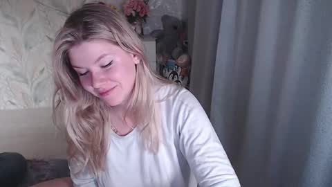 Snapshot of melissa__ray chatting on October 2025 07:52:01 PM Melissa Ray online show from October 2025 07:52:01 PM