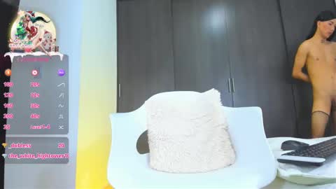 Snapshot of melissa_fem_ chatting on December 2024 04:22:02 AM M E L I S S A online show from December 2024 04:22:02 AM