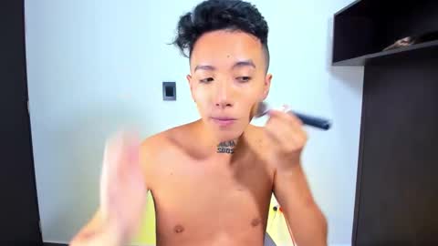 Snapshot of melissa_fem_ chatting on November 2025 04:08:01 PM M E L I S S A online show from November 2025 04:08:01 PM