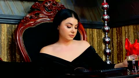 Snapshot of melissa_glow chatting on January 2025 11:37:02 AM Melissa online show from January 2025 11:37:02 AM