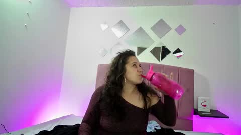 MELISSA online show from January 2025 11:42:02 AM