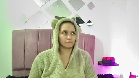 MELISSA online show from February 2025 05:08:01 PM