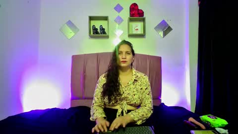 MELISSA online show from February 2025 12:14:01 AM