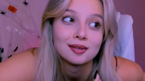 Melissa online show from November 2025 04:51:02 PM