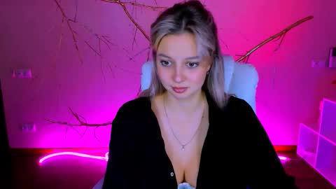 Melissa online show from November 2025 04:29:01 PM