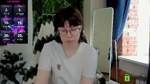 Snapshot of melissa_wells chatting on July 2026 03:25:01 PM Melissa online show from July 2026 03:25:01 PM