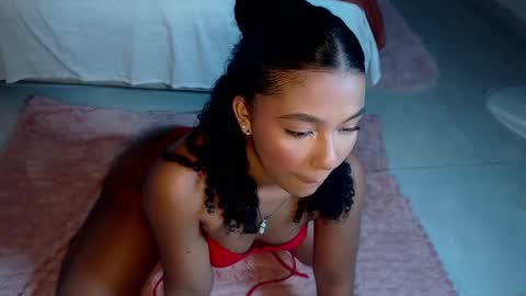 Snapshot of mell_rossi chatting on November 2025 08:58:01 AM mell_rossi online show from November 2025 08:58:01 AM