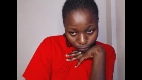 Snapshot of mellanin_pretty_ chatting on December 2024 09:47:02 AM . online show from December 2024 09:47:02 AM