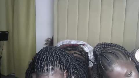 mellanyn online show from March 2025 07:58:02 PM