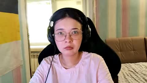 mellieyamazaki online show from June 2026 09:12:01 AM