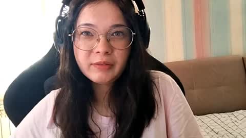 mellieyamazaki online show from June 2026 02:33:01 PM