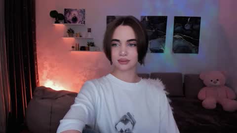 Snapshot of mellifluoustess chatting on November 2025 09:03:01 PM Tessa online show from November 2025 09:03:01 PM